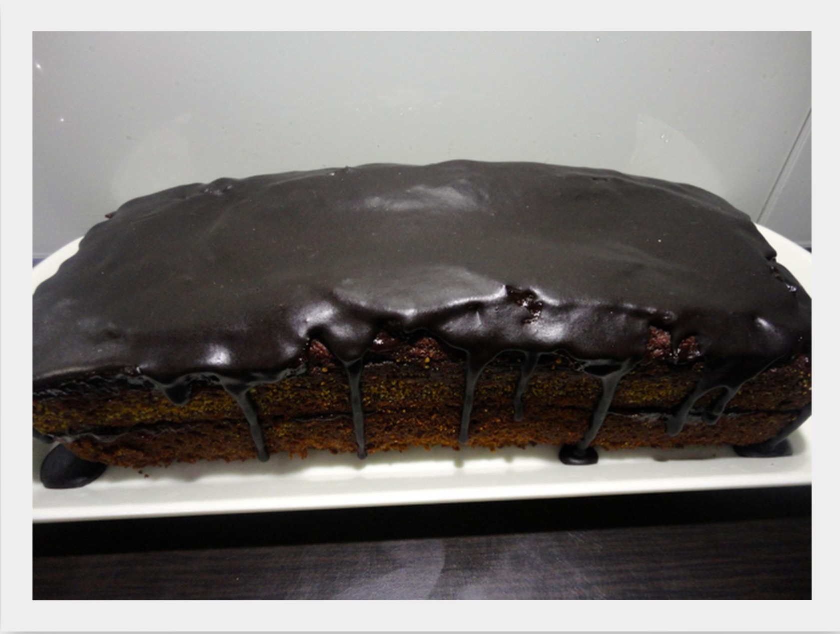 Piernik przekładany powidłami