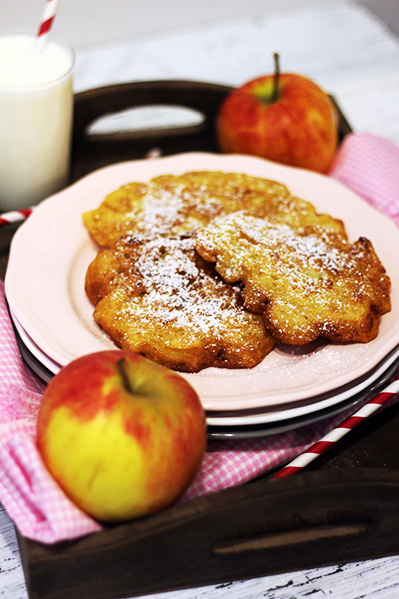 Placuszki z jabłkami