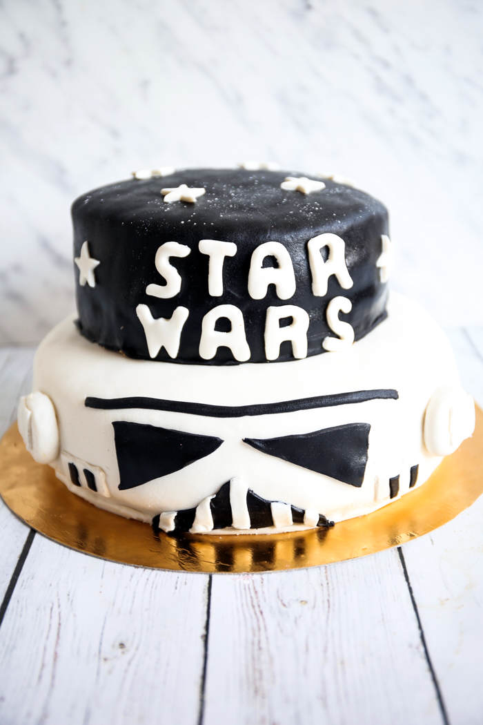 Star Wars cake