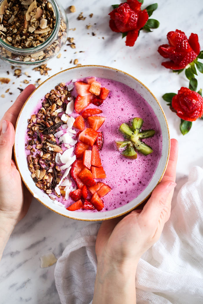 Letnie smoothie bowl