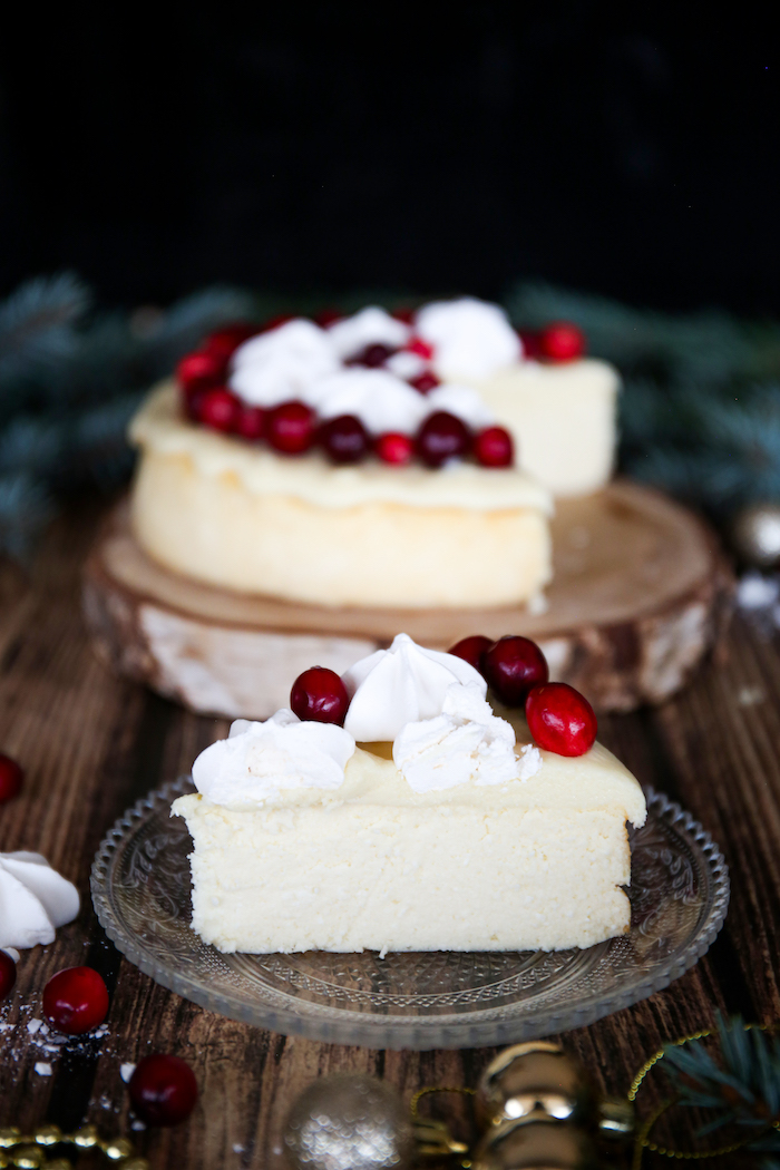 sernik z mascarpone i białą czekoladą